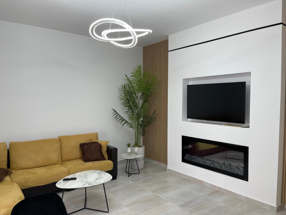 Lungomare Luxury Sea View Apartaments Vlorë エクステリア 写真