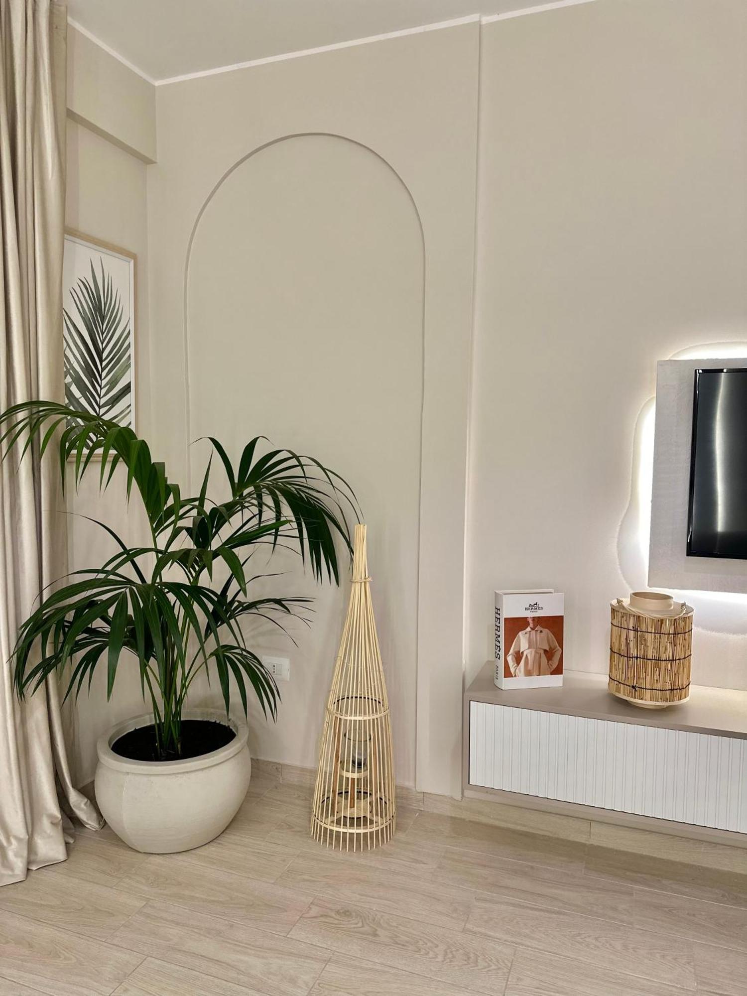Lungomare Luxury Sea View Apartaments Vlorë エクステリア 写真