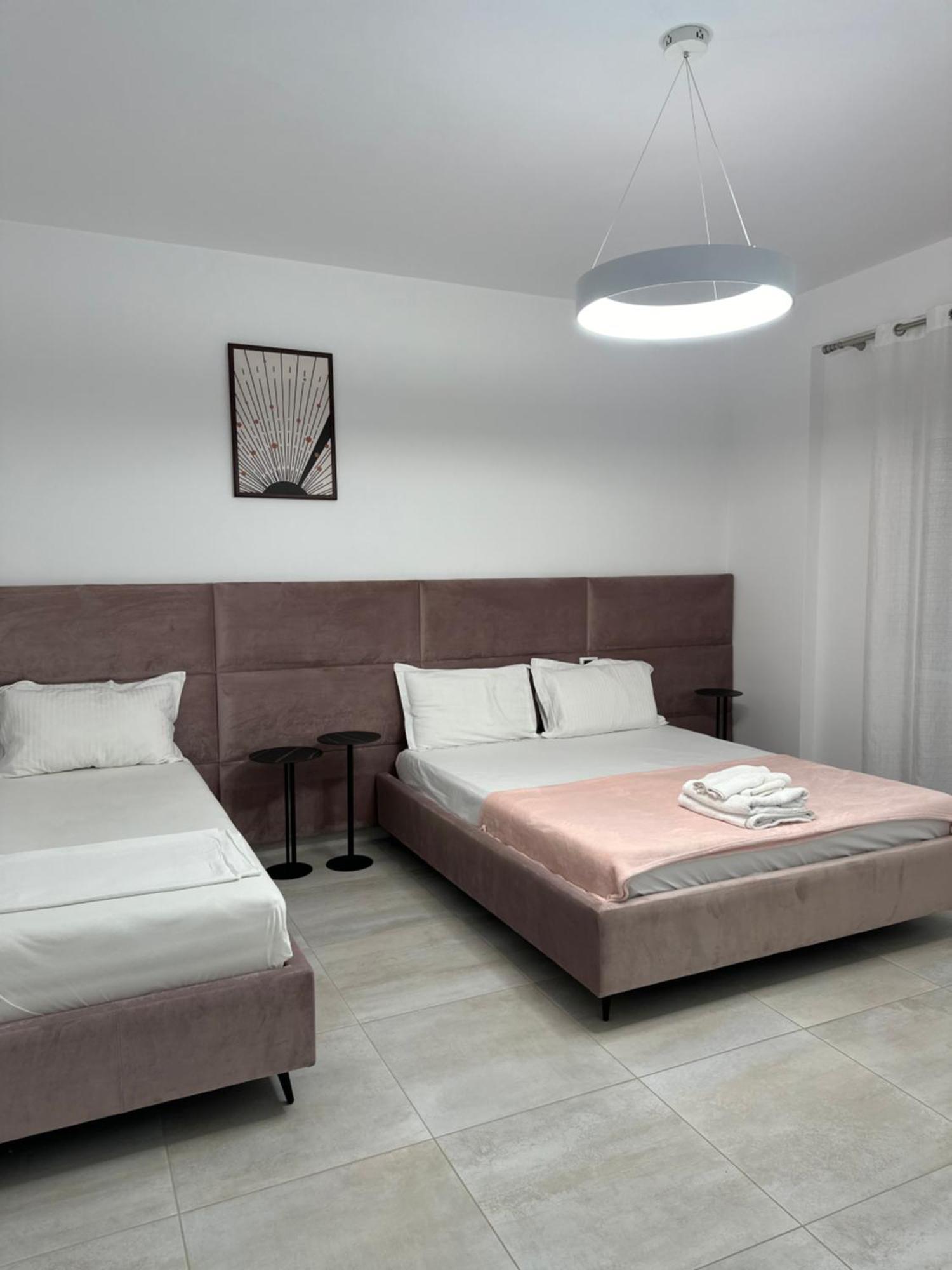 Lungomare Luxury Sea View Apartaments Vlorë エクステリア 写真