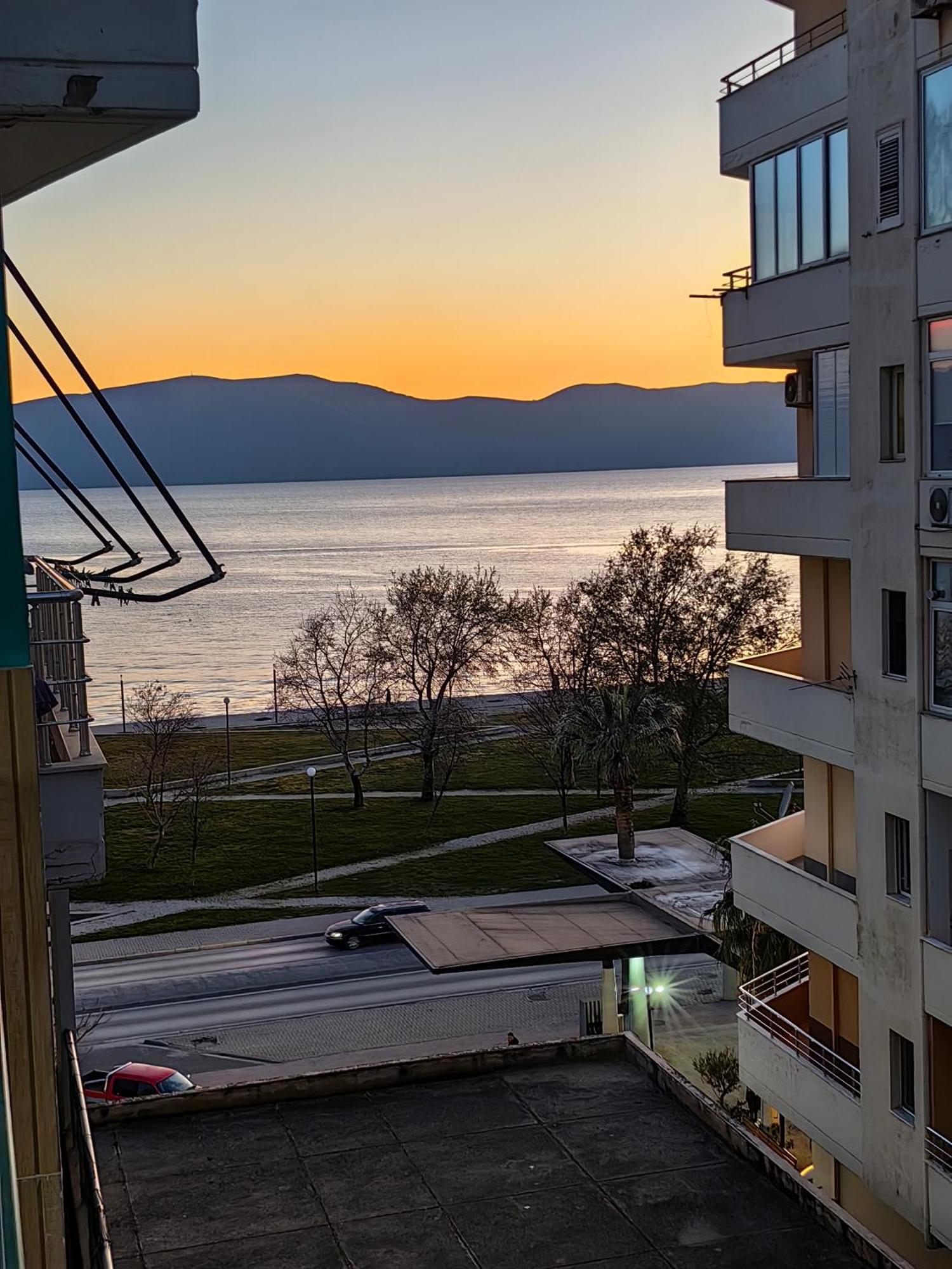 Lungomare Luxury Sea View Apartaments Vlorë 部屋 写真