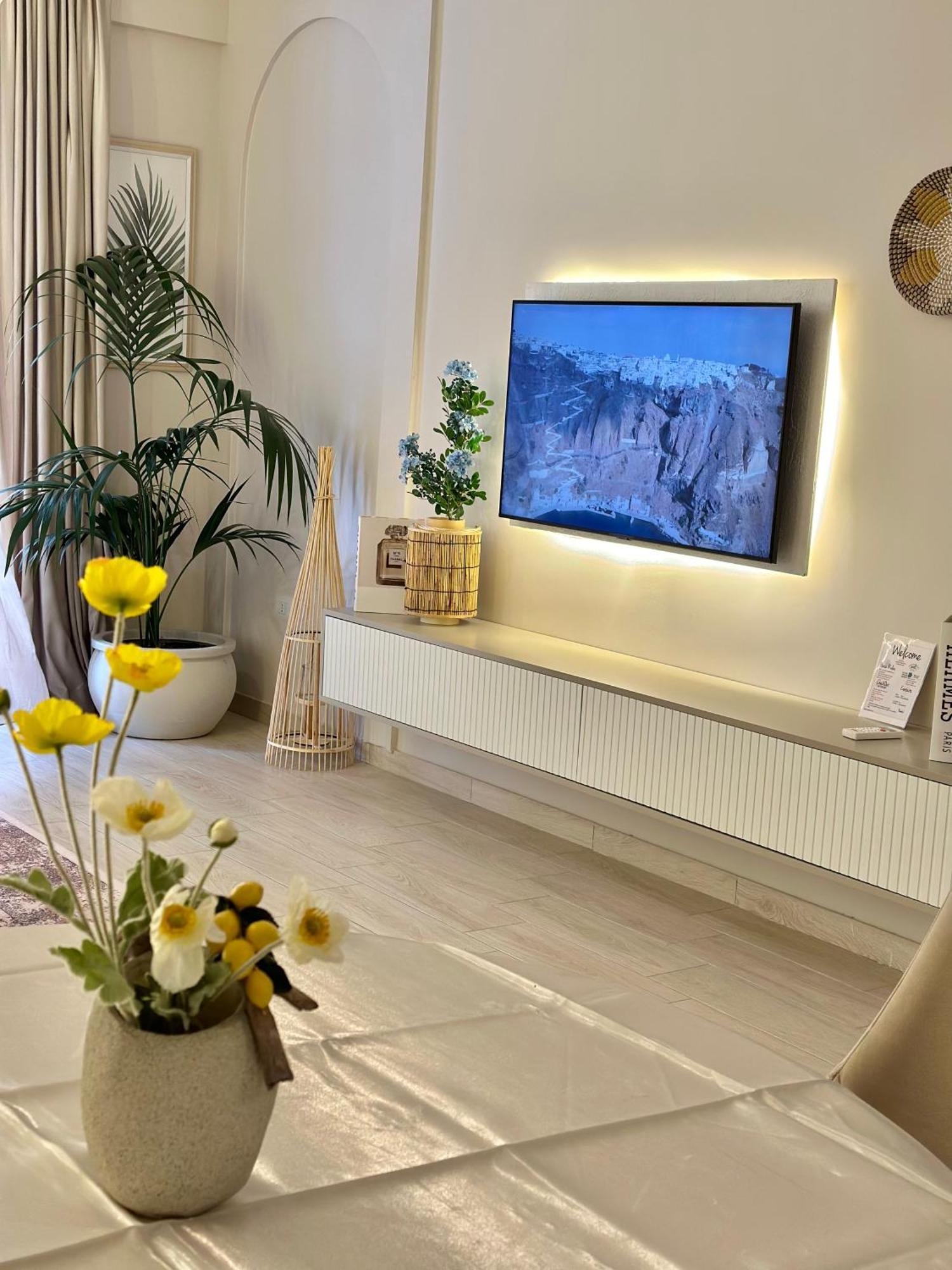 Lungomare Luxury Sea View Apartaments Vlorë エクステリア 写真